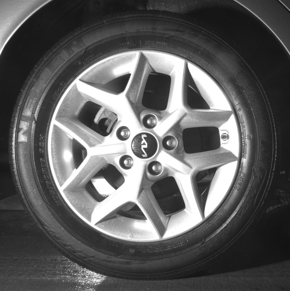 Used 2025 Kia Soul LX w/ LX Technology Package image 14