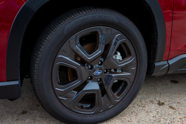 Used 2024 Subaru Ascent Onyx Edition image 31