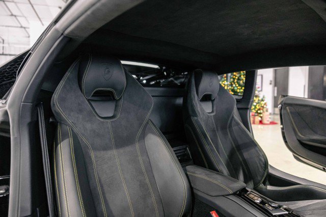 Used 2015 Lamborghini Huracan LP 610-4 image 23