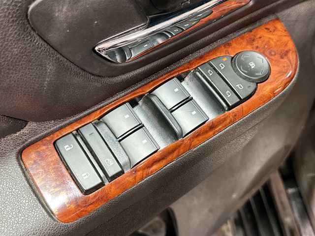 Used 2012 Chevrolet Tahoe LTZ AWD/4WD image 18