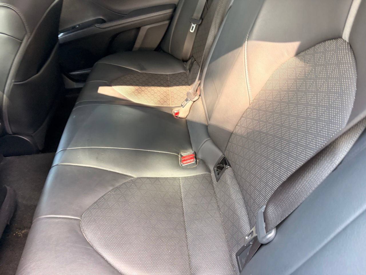 Used 2020 Toyota Camry XSE AWD/4WD image 17