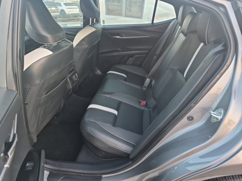 Used 2025 Toyota Camry SE FWD image 24