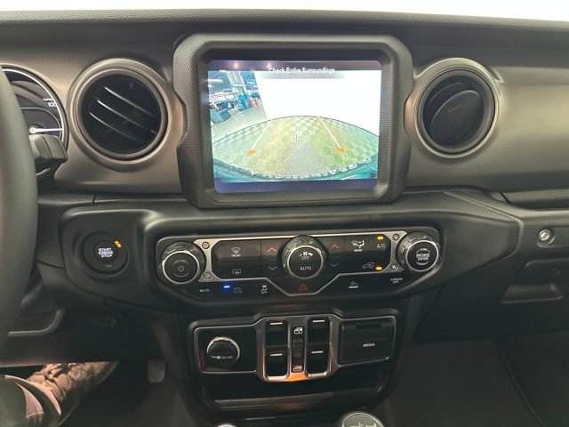 Used 2023 Jeep Wrangler Unlimited w/ 8.4" Radio Group image 22