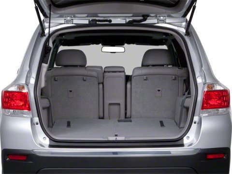 Used 2013 Toyota Highlander SE image 12