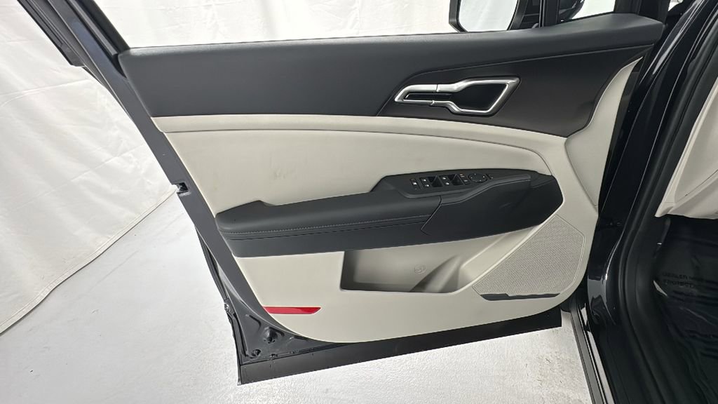 New 2026 Kia Sportage EX image 19