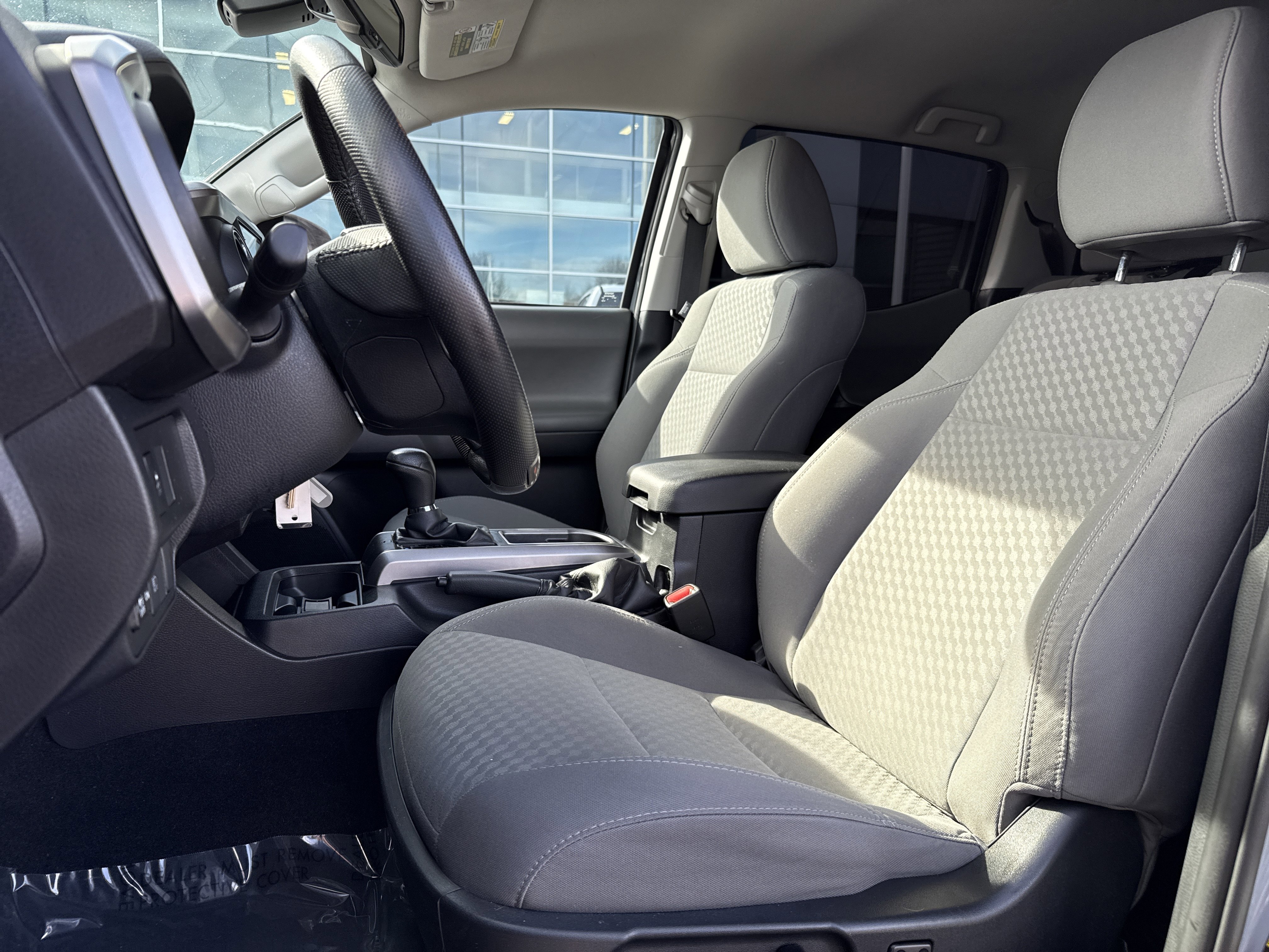 Used 2020 Toyota Tacoma SR5 image 12