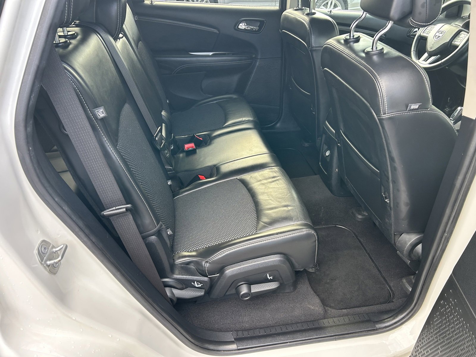 Used 2018 Dodge Journey Crossroad AWD/4WD image 22