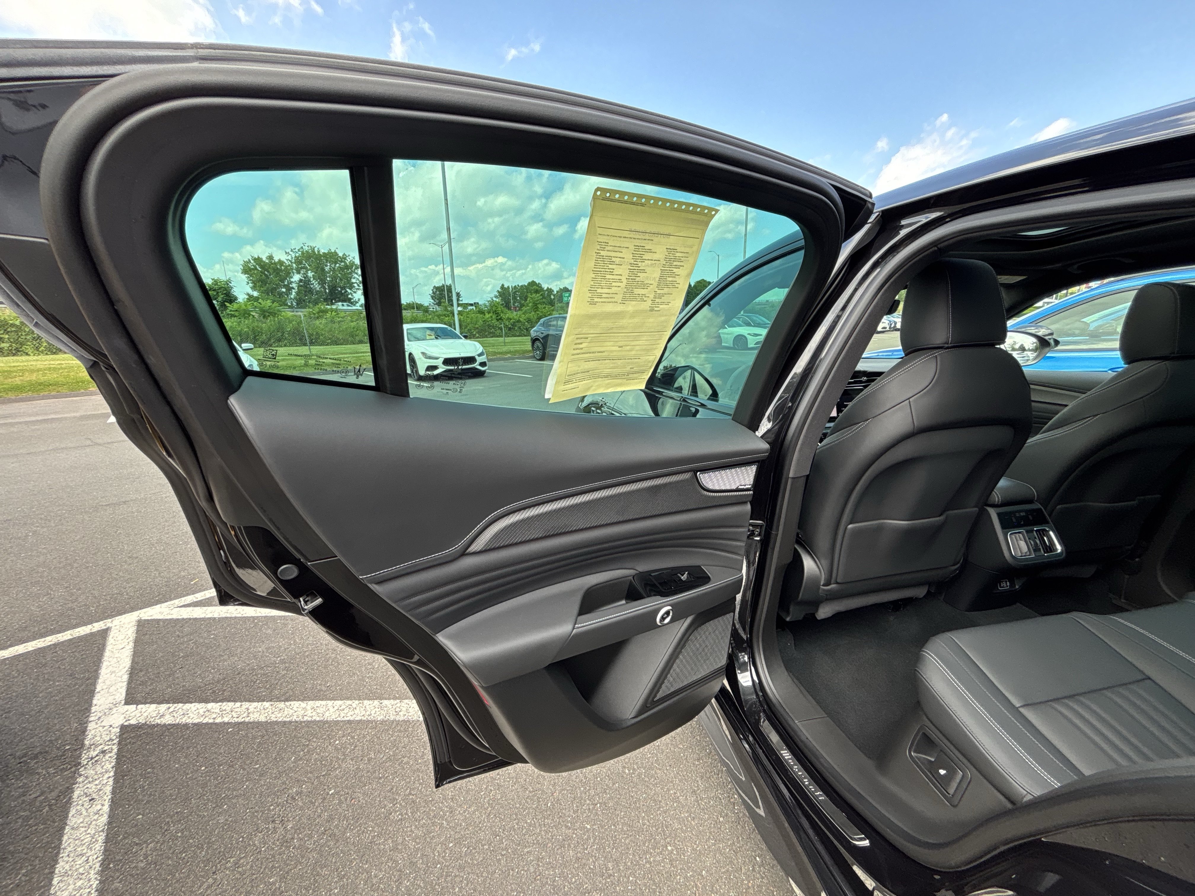 Used 2025 Maserati Grecale Folgore AWD/4WD image 44