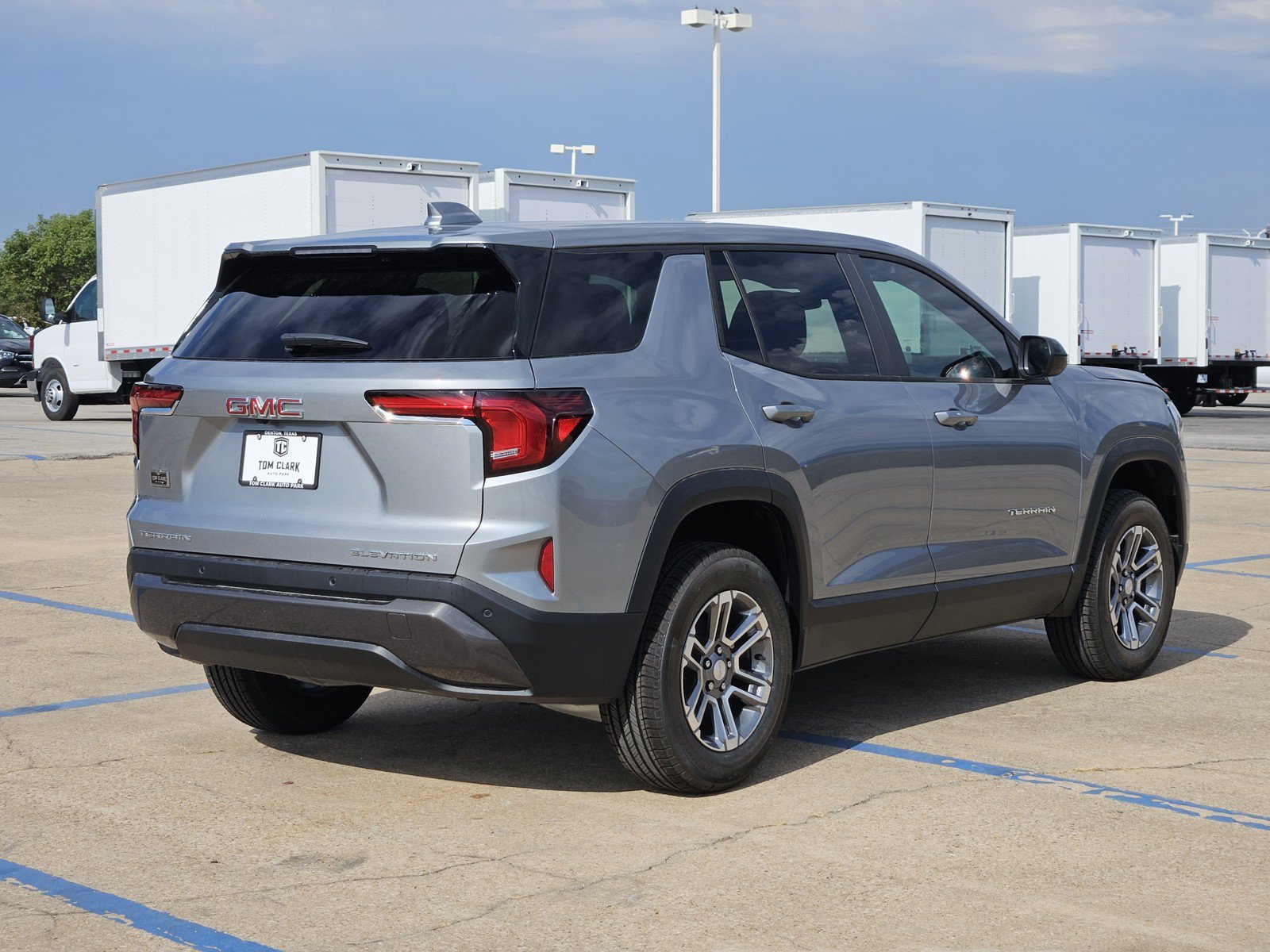 New 2027 GMC Terrain Elevation w/ LPO, Floor Liner Package FWD image 4