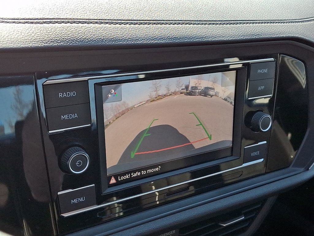 Used 2023 Volkswagen Jetta Sport FWD image 3