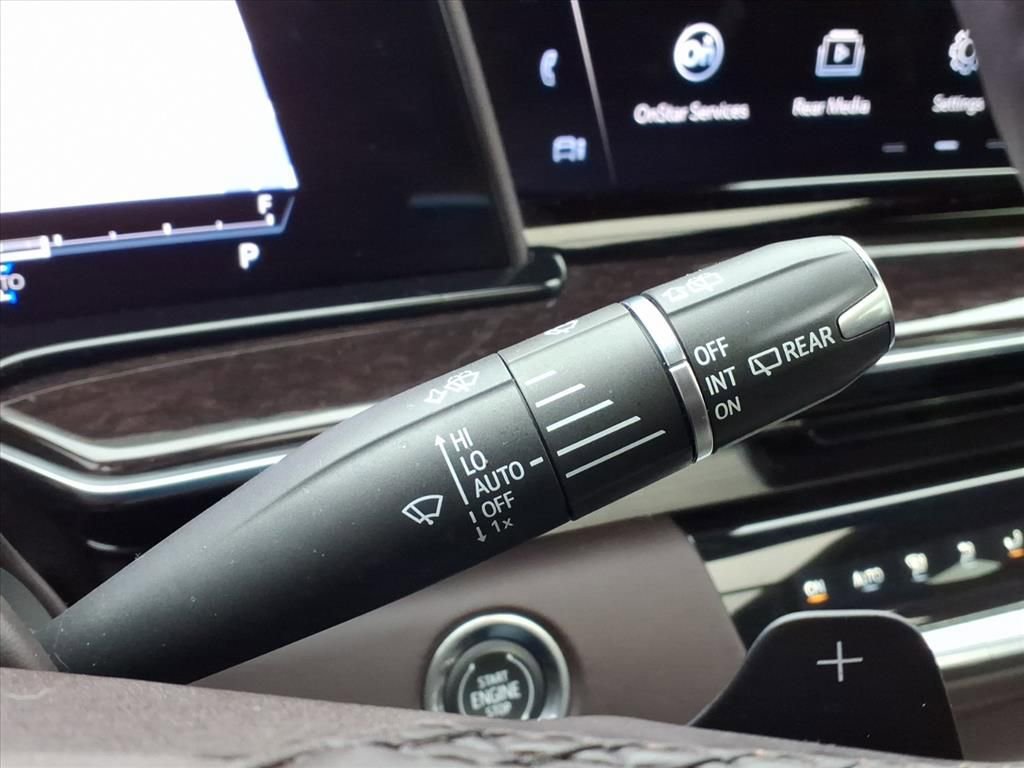 Used 2023 Cadillac Escalade Sport Platinum w/ LPO, ONYX Package image 19