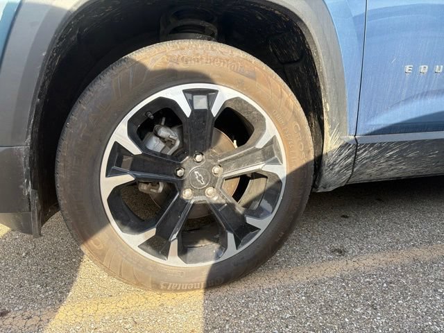 Used 2025 Chevrolet Equinox LT w/ Convenience Package II FWD image 3