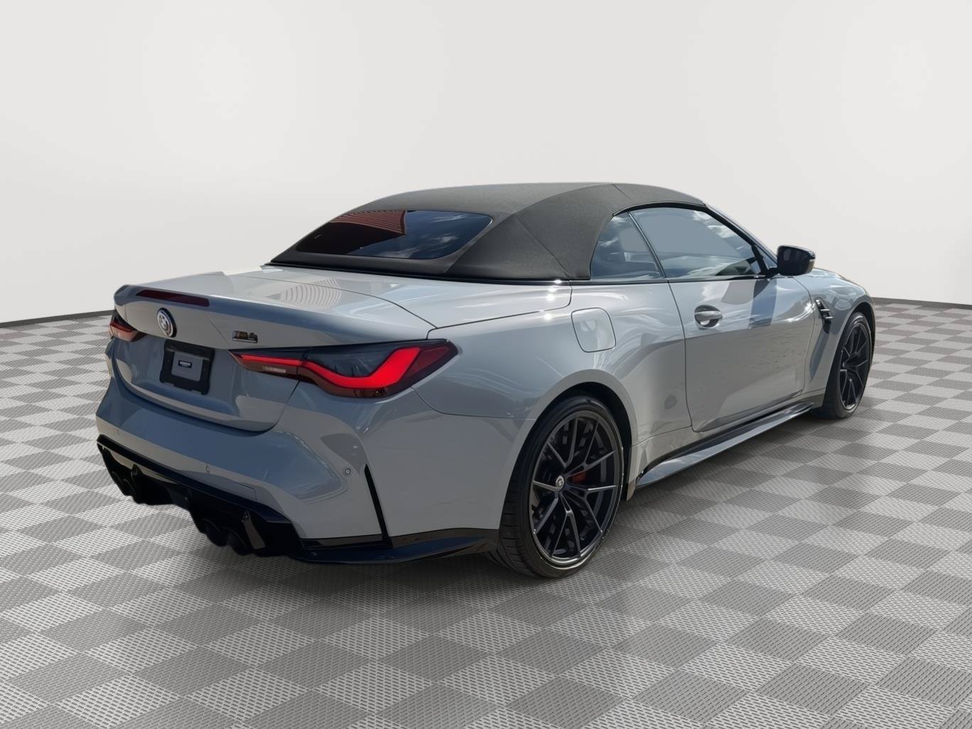 Used 2023 BMW M4 xDrive Competition w/ Executive Package AWD/4WD image 19