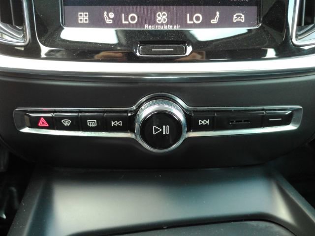 Used 2024 Volvo S60 B5 Core w/ Climate Package image 45