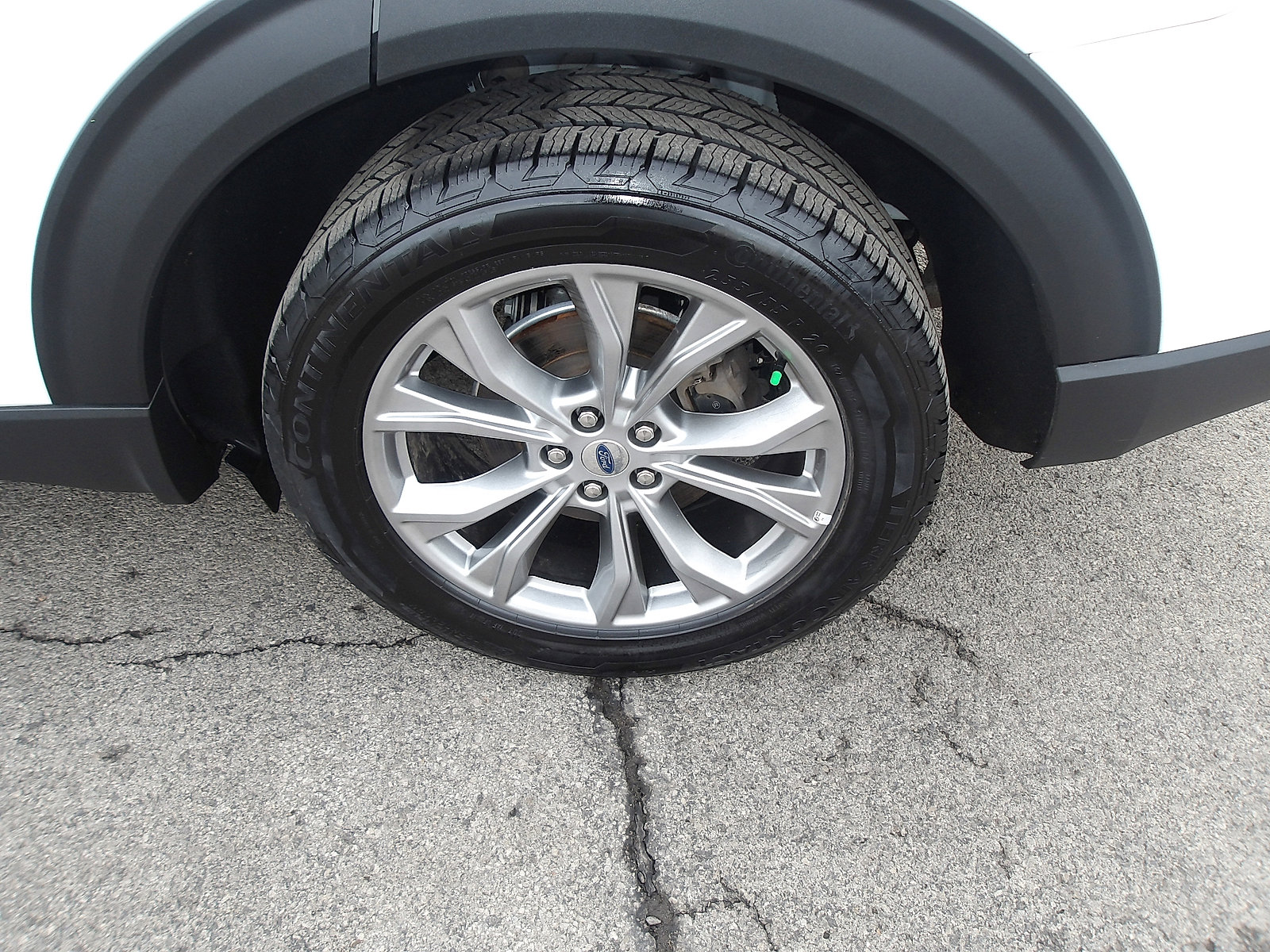 Used 2023 Ford Explorer Limited image 24