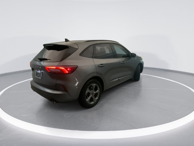 Used 2024 Ford Escape ST-Line w/ Tech Pack #1 FWD image 6