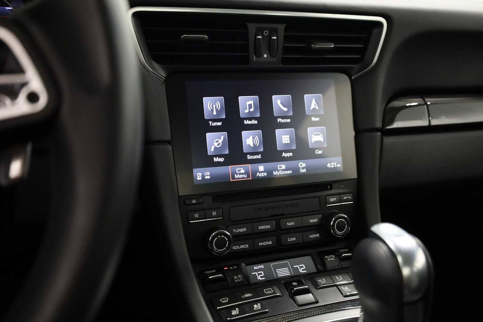 Used 2019 Porsche 911 Turbo image 31