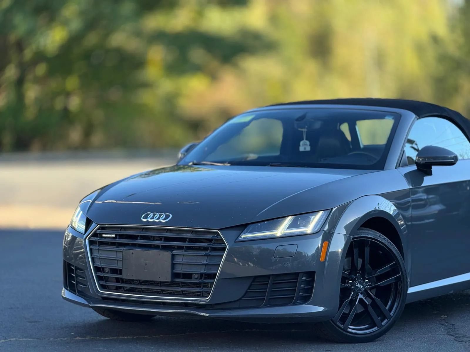 Used 2017 Audi TT 2.0T AWD/4WD image 2
