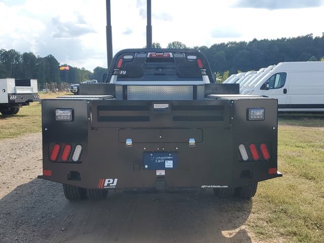 New 2025 RAM 5500 Tradesman AWD/4WD video 5