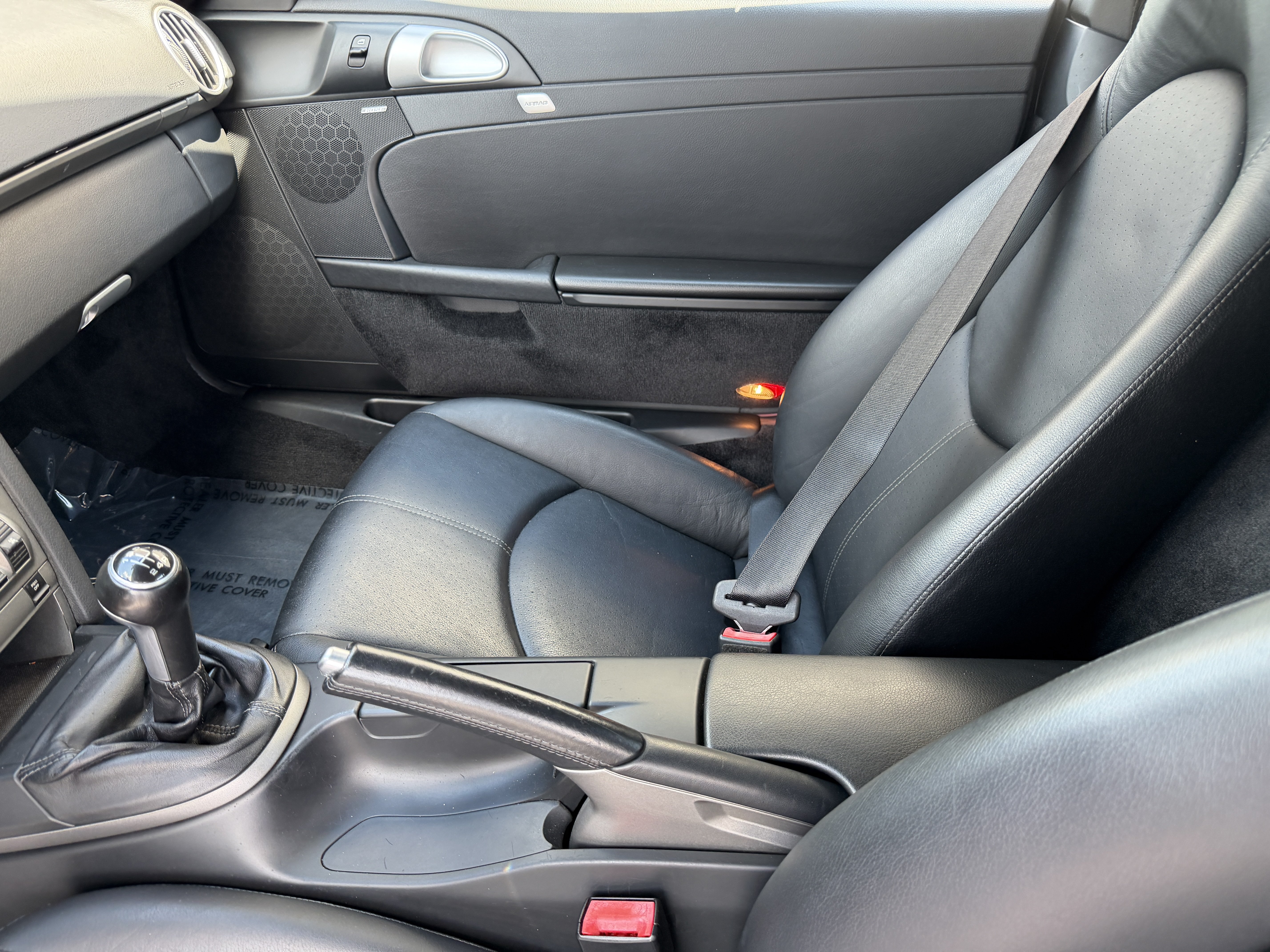 Used 2005 Porsche Boxster RWD image 17