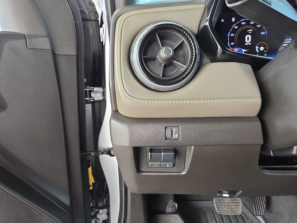 Used 2024 Chevrolet Colorado ZR2 w/ ZR2 Bison Edition image 18