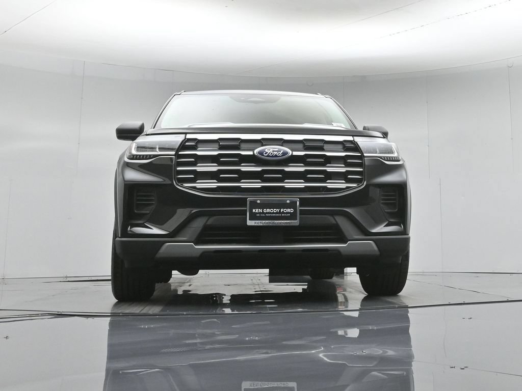 New 2026 Ford Explorer Active RWD image 45