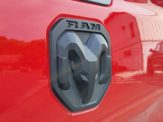 Used 2023 RAM 1500 Big Horn AWD/4WD image 36