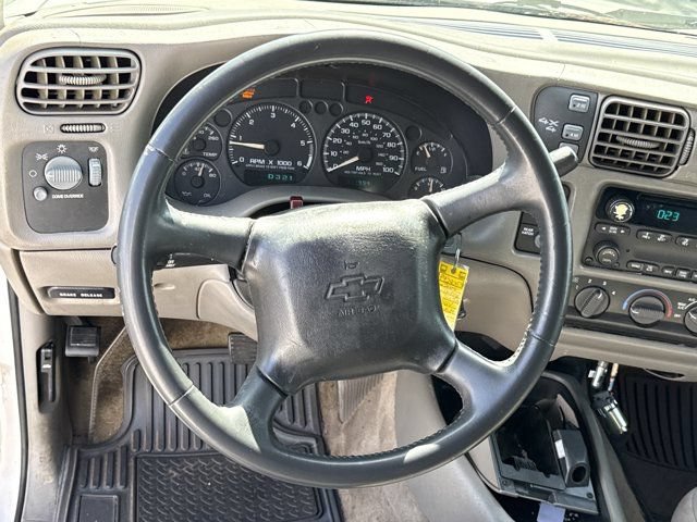Used 2004 Chevrolet Blazer LS w/ Preferred Equipment Group AWD/4WD image 17