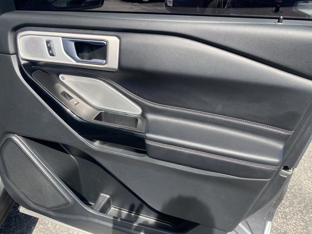Used 2021 Ford Explorer ST w/ Equipment Group 401A AWD/4WD image 20