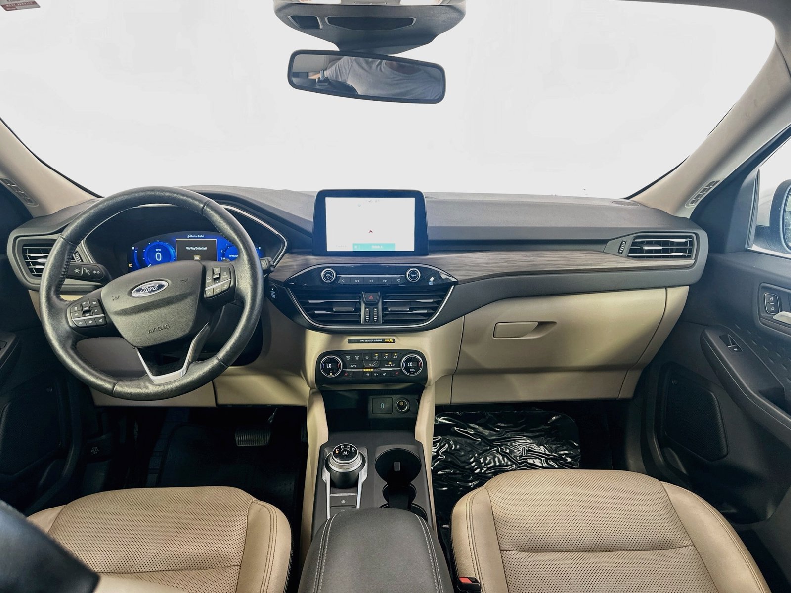 Used 2020 Ford Escape Titanium AWD/4WD image 23
