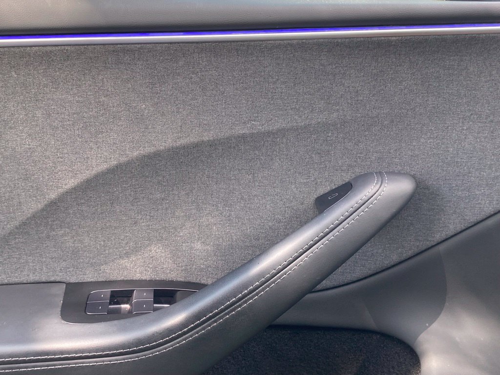 Used 2024 Tesla Model 3 Standard Range RWD image 18