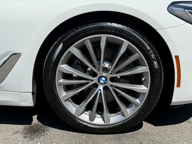 Used 2022 BMW 530i xDrive w/ Convenience Package image 18