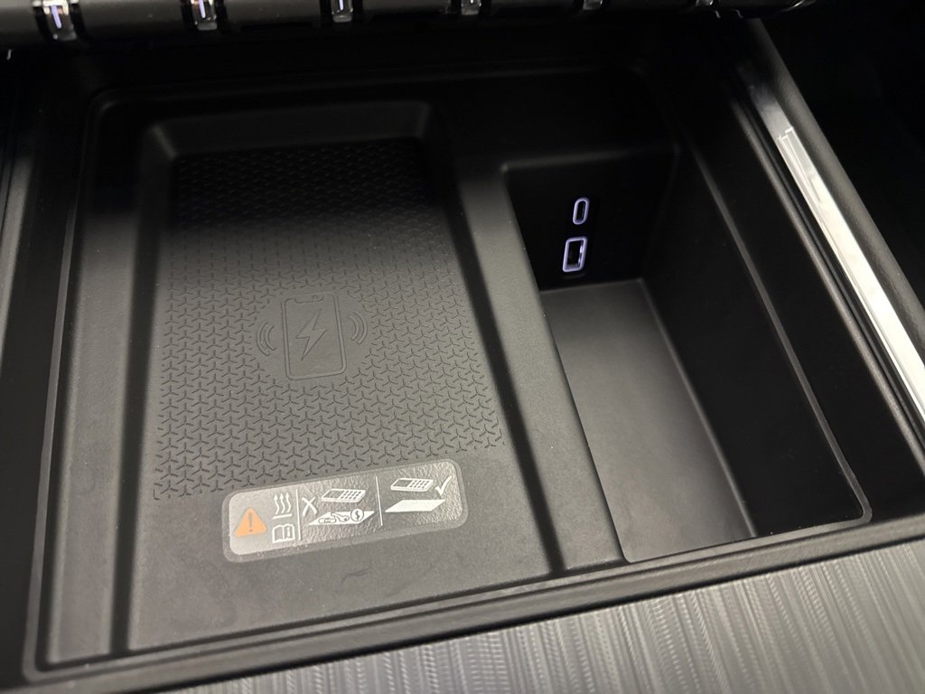 New 2025 GMC Acadia Elevation w/ Elevation Premium Package image 49