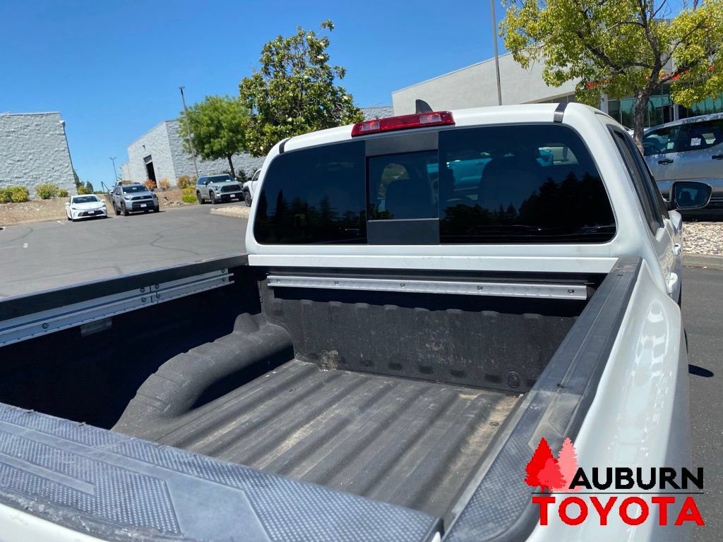 Used 2023 Nissan Frontier SV w/ SV Convenience Package AWD/4WD image 12