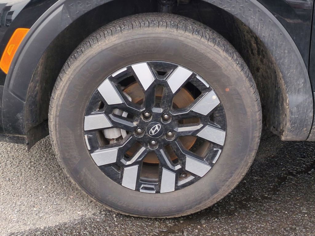 Certified 2026 Hyundai Santa Cruz SEL image 9