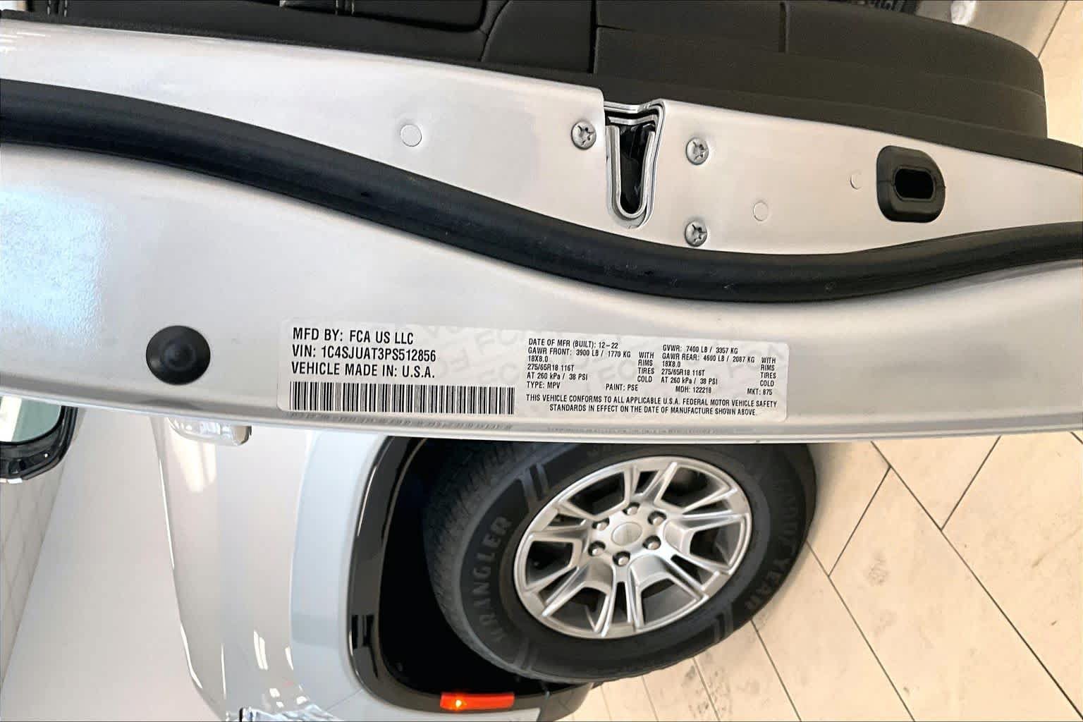 Used 2023 Jeep Wagoneer 2WD image 31