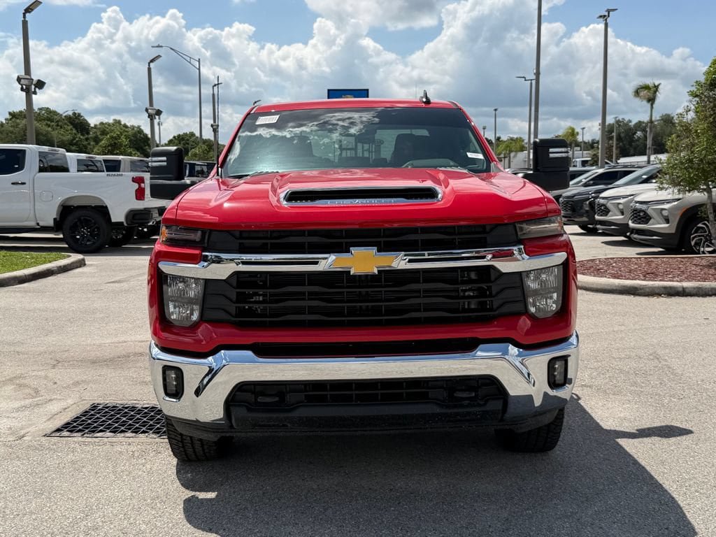 New 2026 Chevrolet Silverado 2500 LT AWD/4WD image 3
