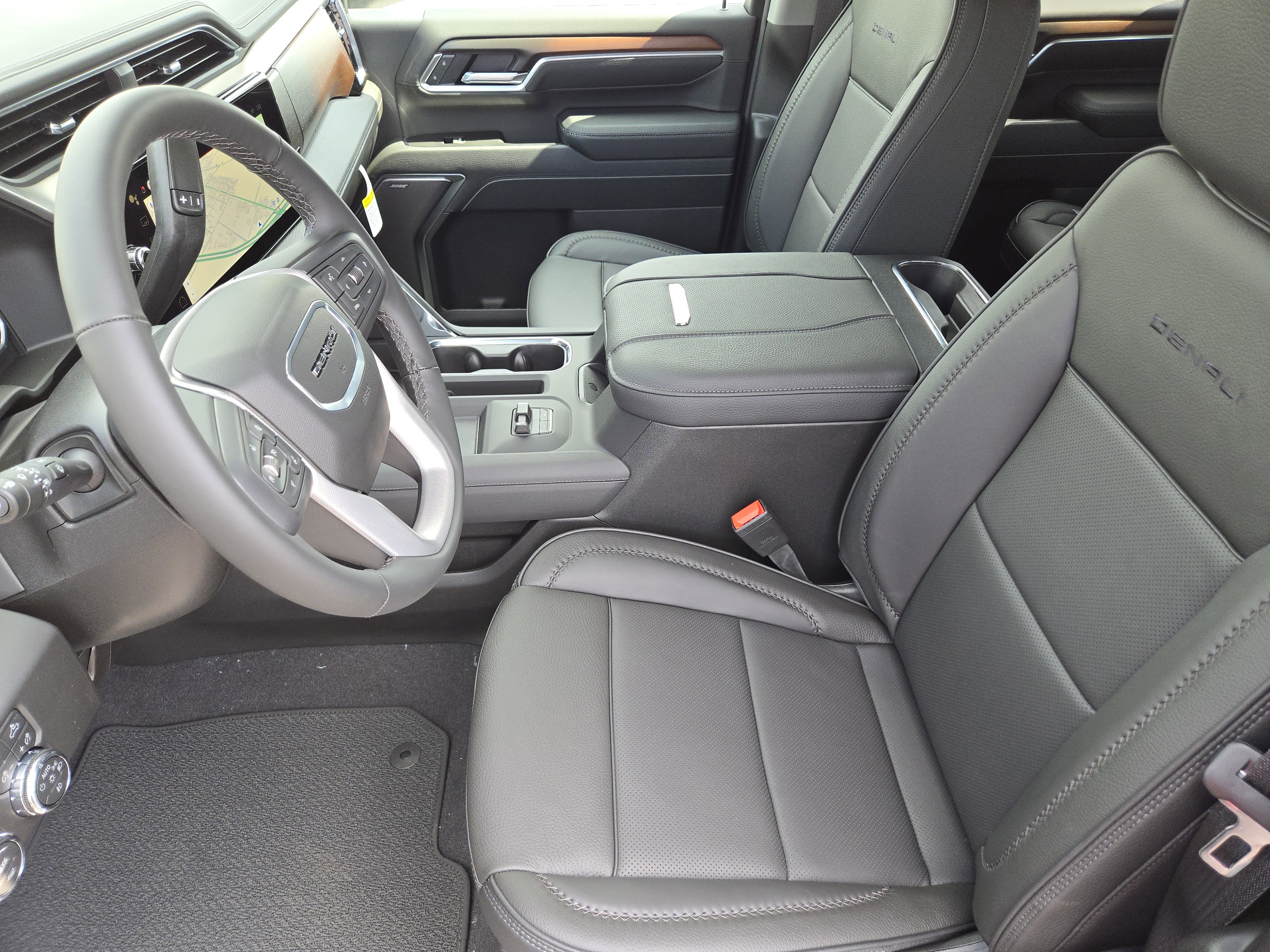 New 2026 GMC Sierra 2500 Denali w/ Denali Reserve Package image 11