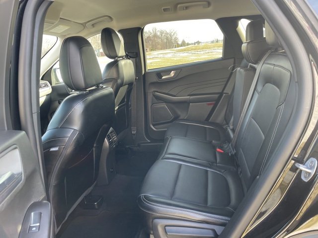 Used 2024 Ford Escape Platinum image 9