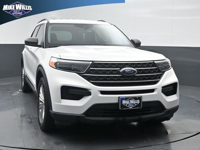 Used 2021 Ford Explorer XLT RWD image 2