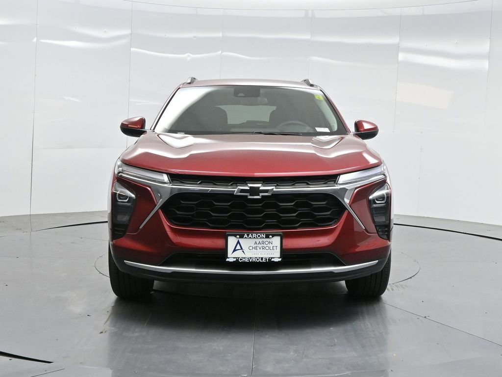 Used 2025 Chevrolet Trax LT w/ LT Convenience Package image 35