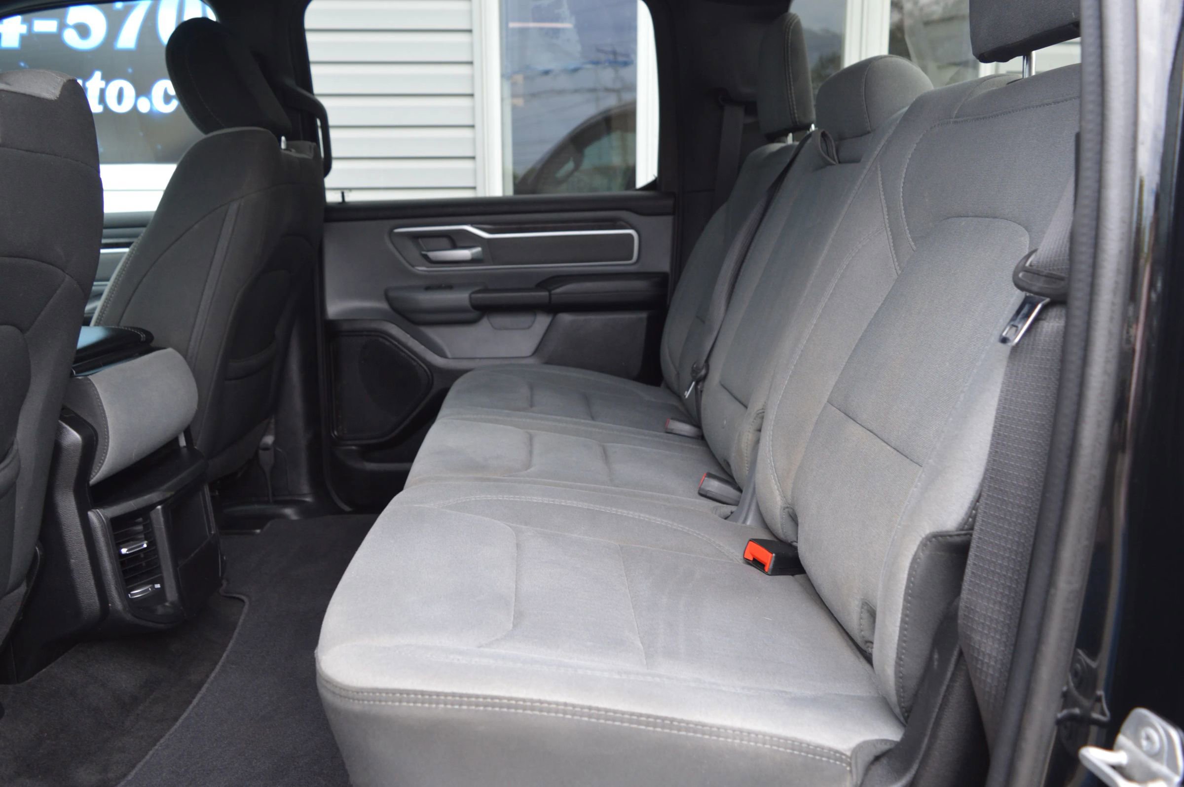 Used 2022 RAM 1500 Big Horn AWD/4WD image 16