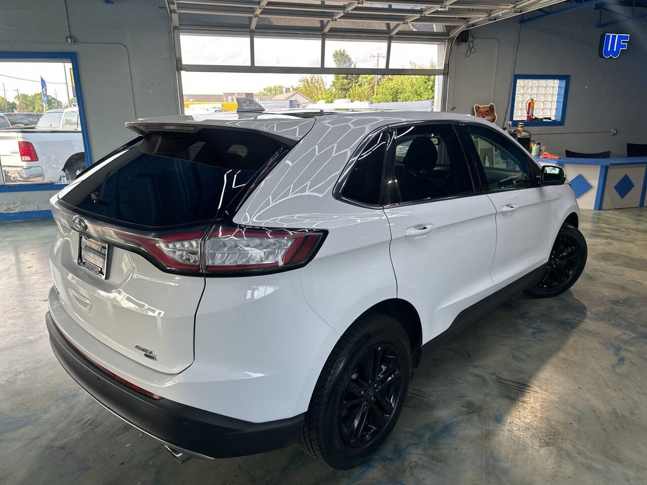 Used 2016 Ford Edge SEL w/ Canadian Touring Package AWD/4WD image 5