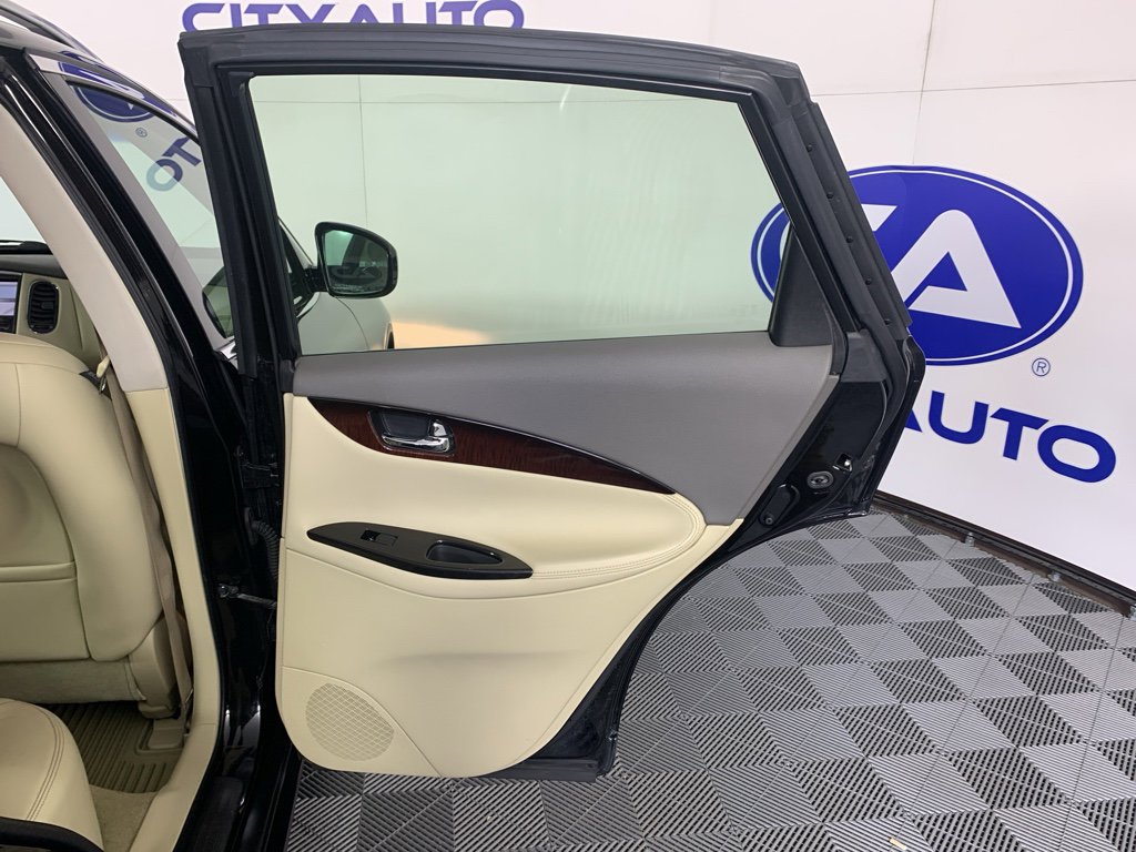 Used 2015 INFINITI QX50 Journey image 37