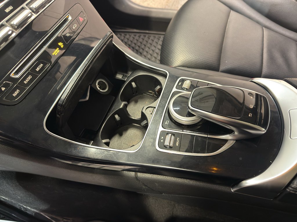 Used 2015 Mercedes-Benz C 300 4MATIC Sedan image 19