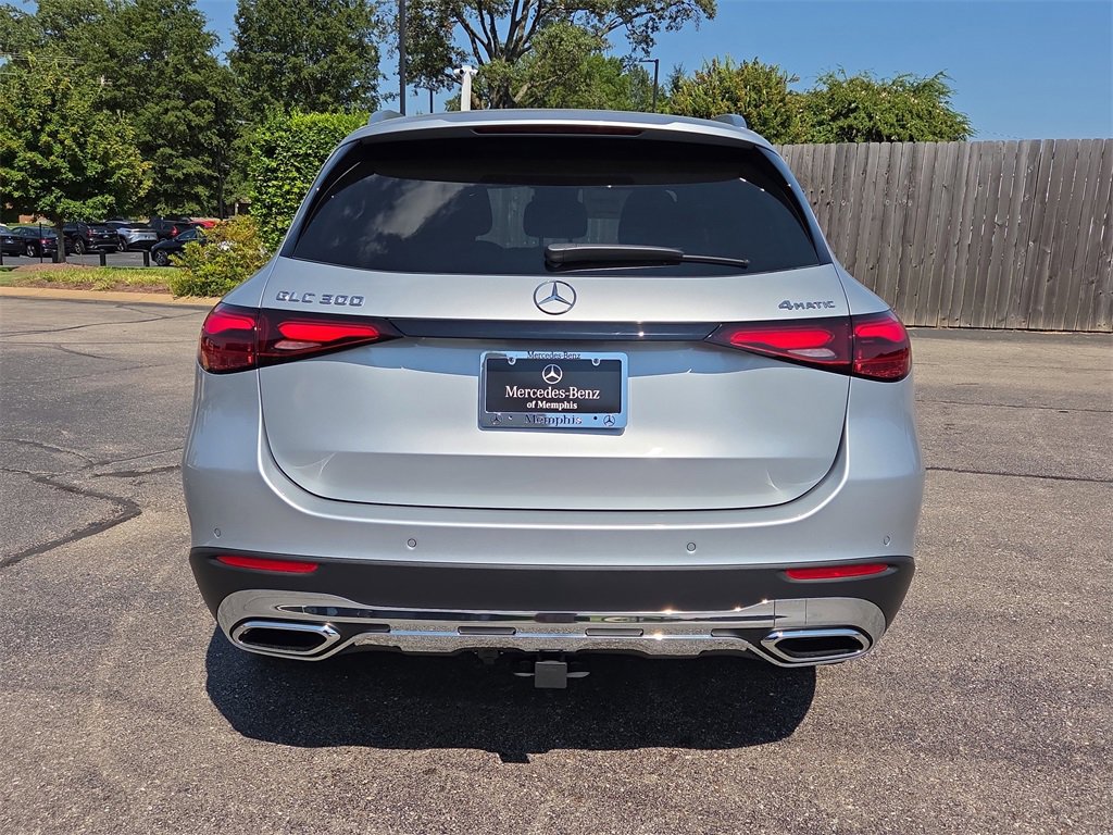New 2025 Mercedes-Benz GLC 300 4MATIC image 4