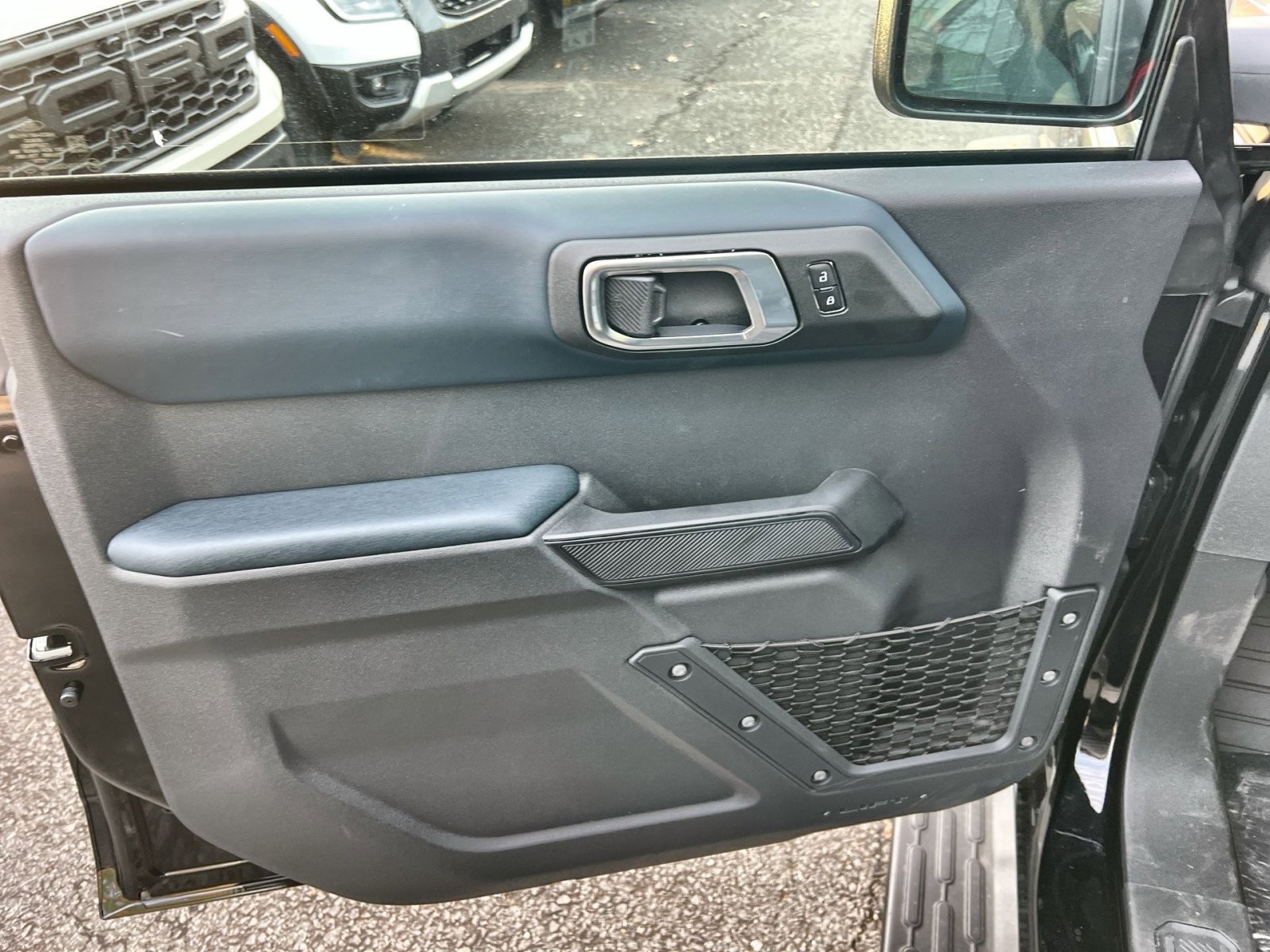 New 2025 Ford Bronco Heritage Edition image 15