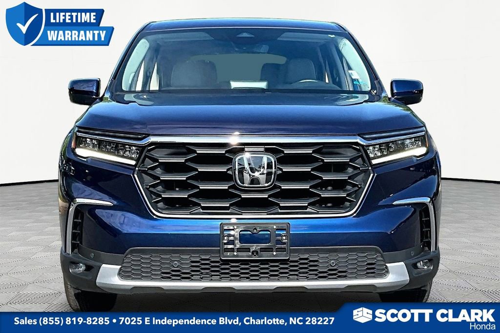 Used 2025 Honda Pilot EX-L image 2