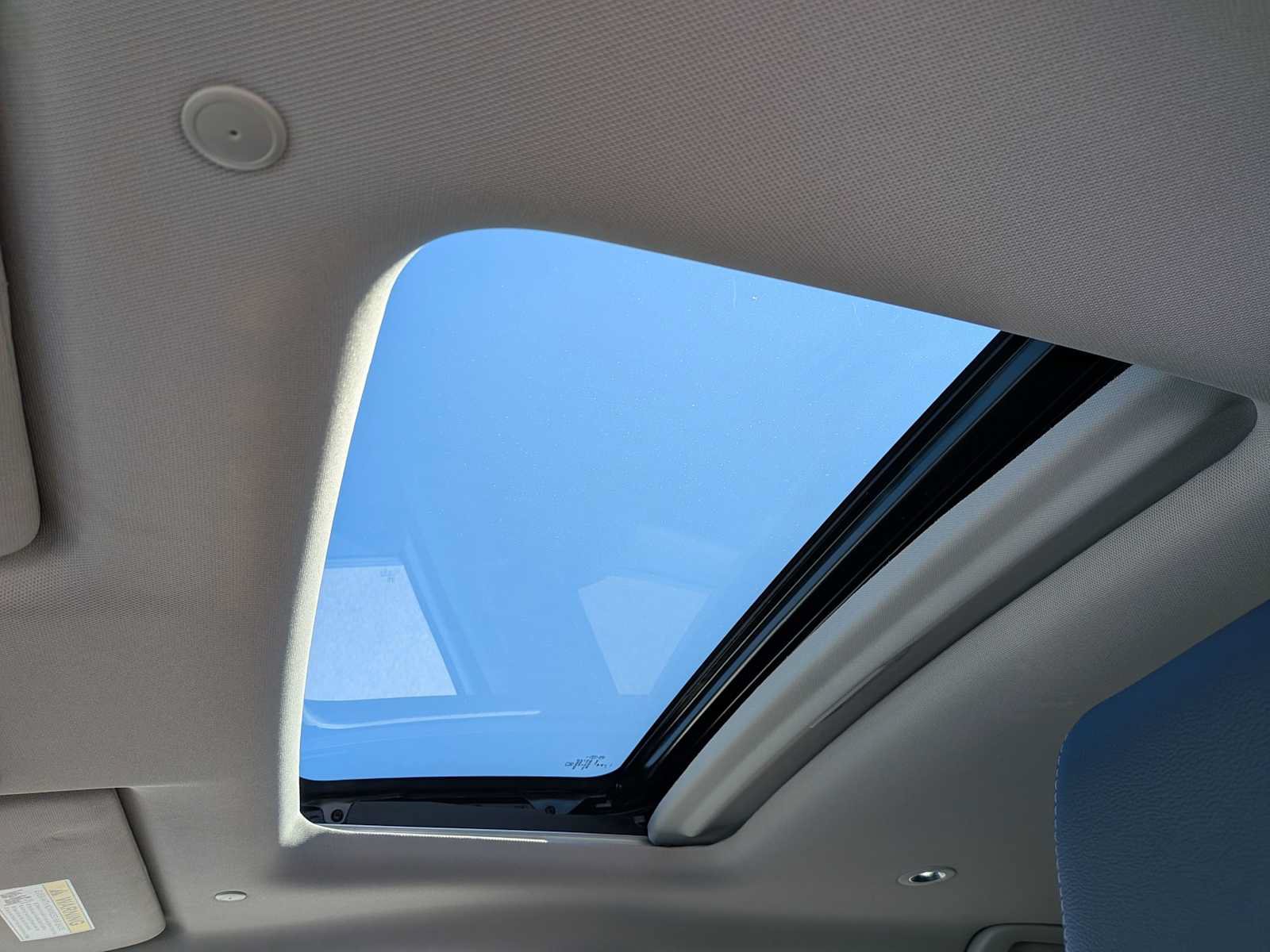Certified 2024 Honda HR-V EX-L image 17