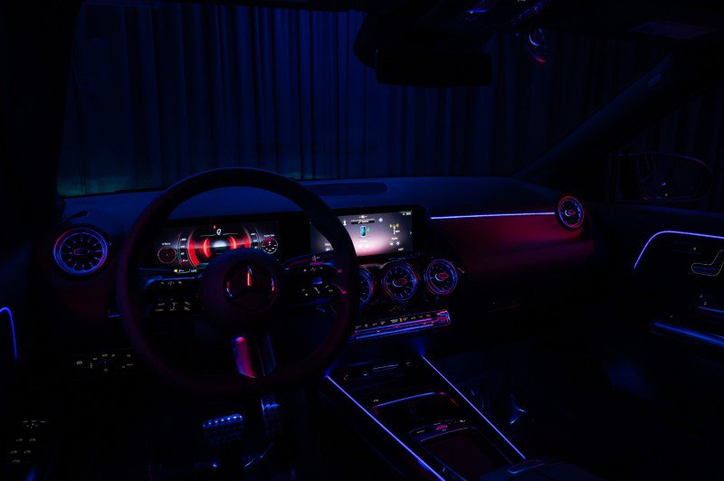 Certified 2025 Mercedes-Benz GLA 250 image 25